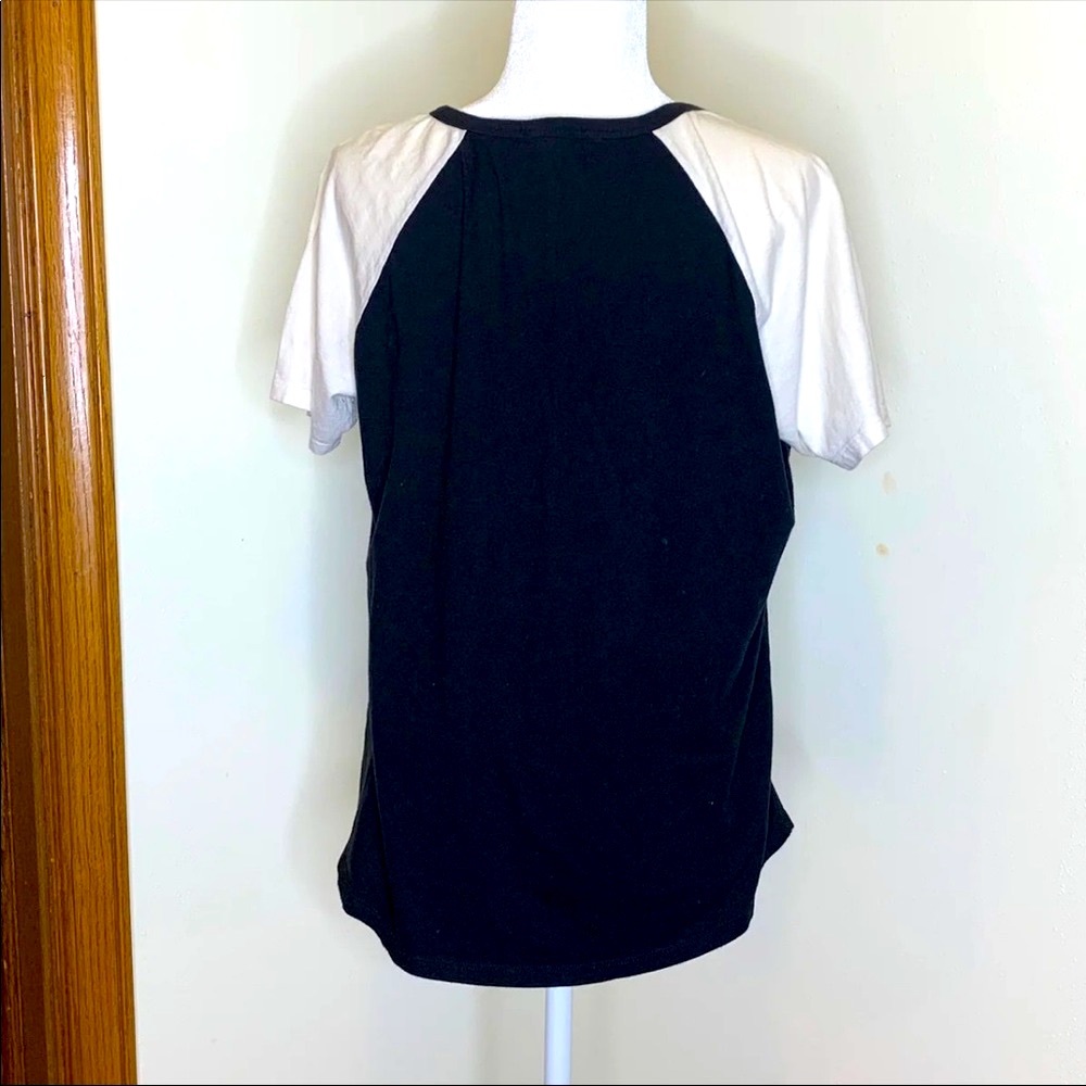 Colorblock Top - Picture 2 of 4